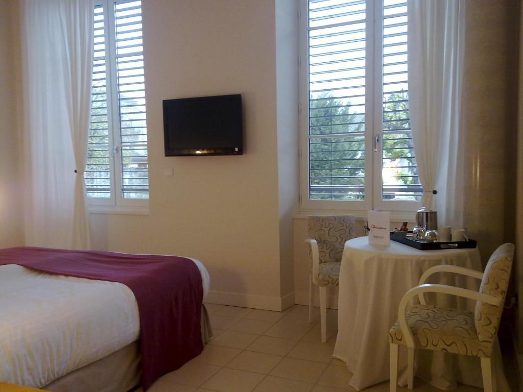 L'Armateur Hotel Moissac Ruang foto
